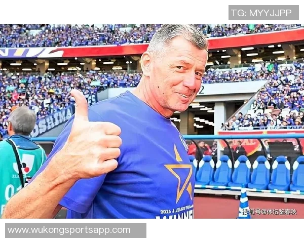 广岛三箭主帅斯基贝宣布赛季结束后辞职将迎最后一战对阵申花